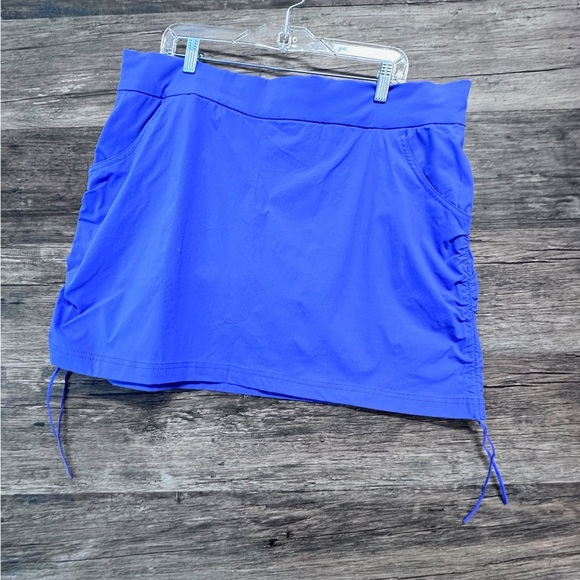 Columbia Dresses & Skirts - Columbia Ruched Mini Skirt Skort for Athletic Wear
